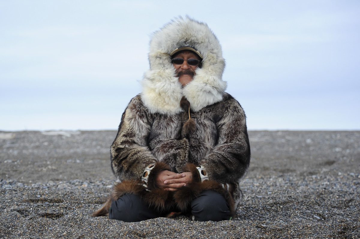 Inuit-in-Northwest-Passage-PONANT
