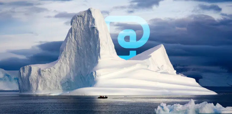 Polar Escapes zodiac logo
