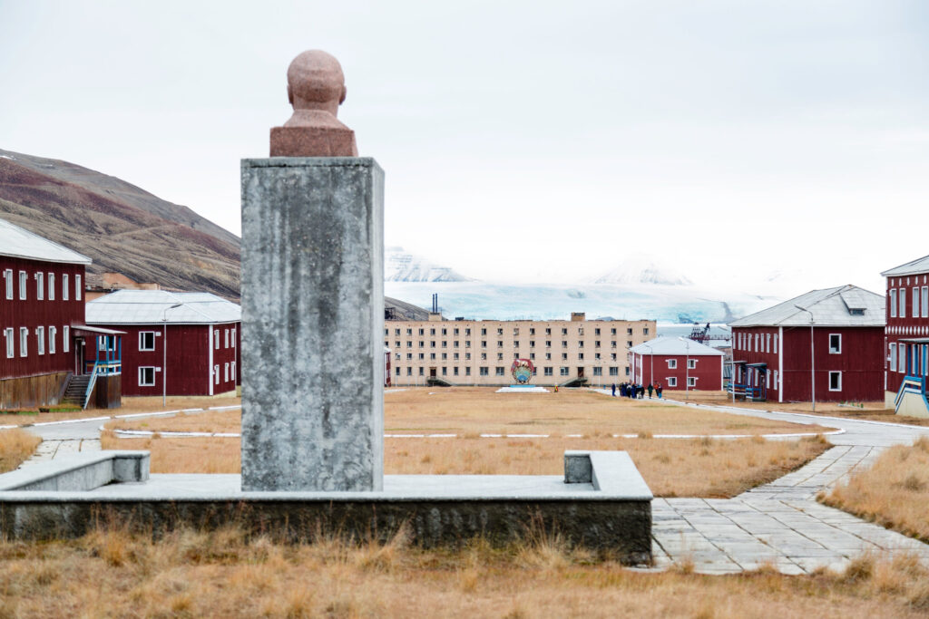 Pyramiden russian ghost town in Svalbard